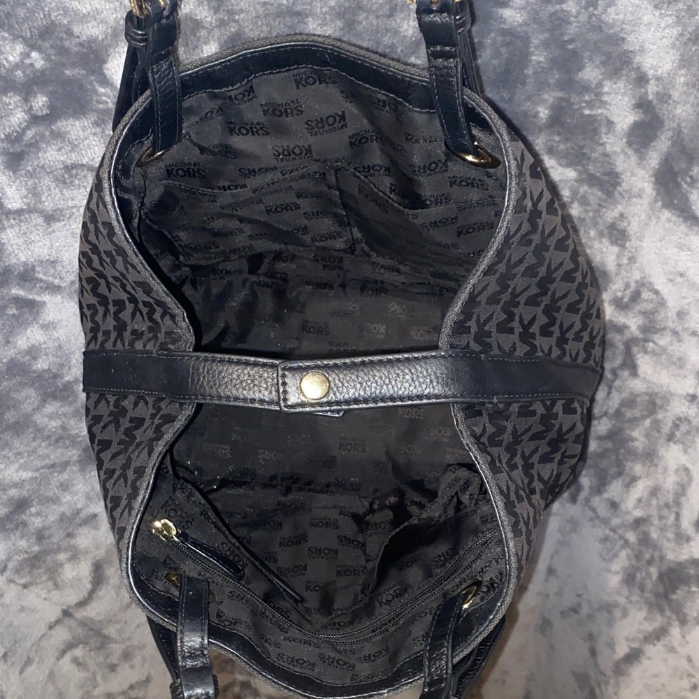 Michael Kors Black Shoulder Bag with Gold Accents - Picture 6 of 15
